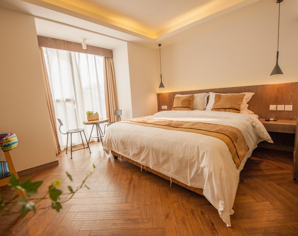 Two Towns Hostel Hangzhou Zewnętrze zdjęcie